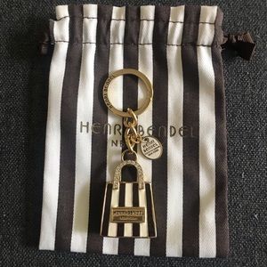 NWOT Henri Bendel Shopping Bag Key Ring